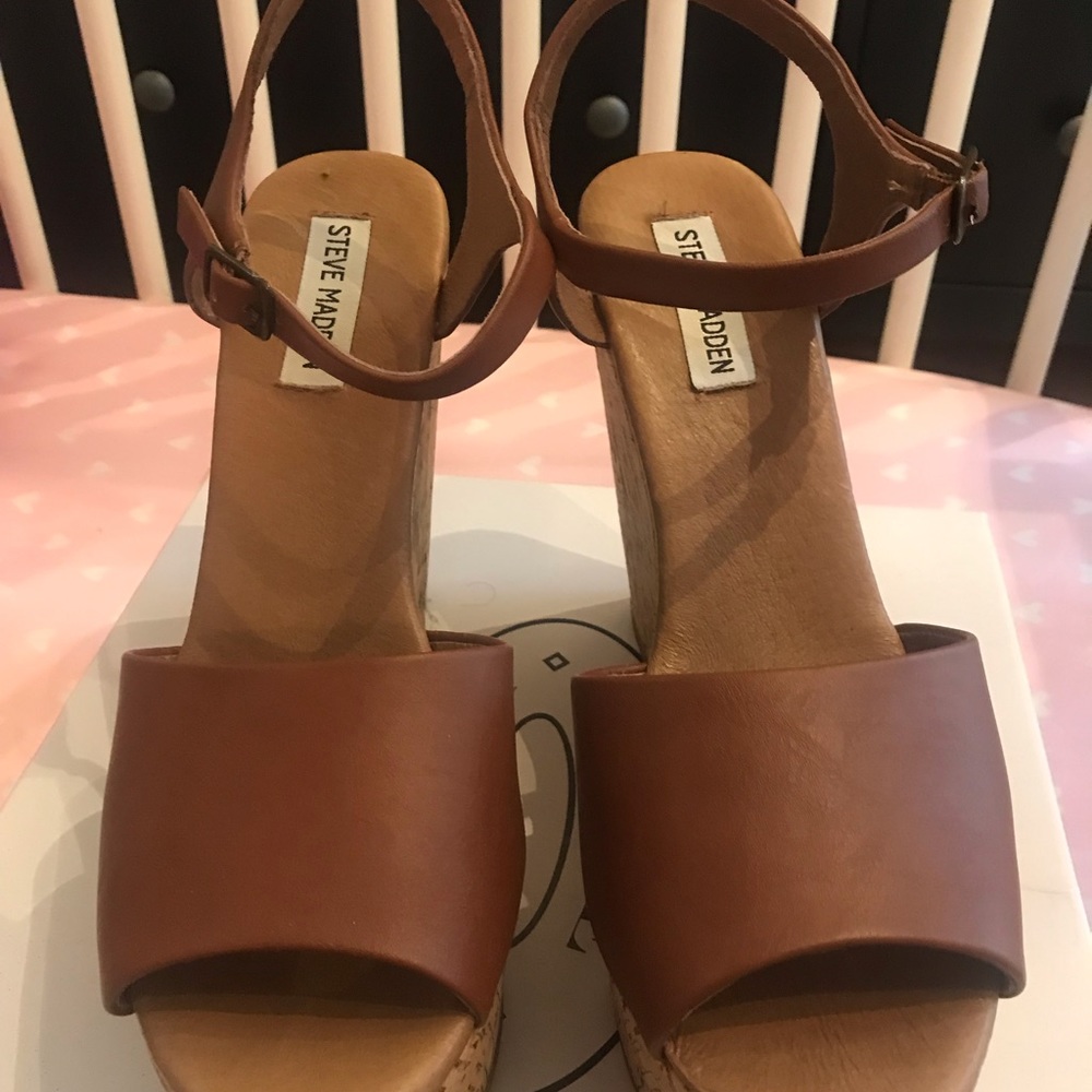 Steve Madden wedge